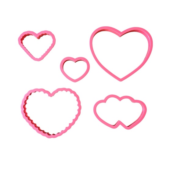 Valentine’s Day Heart Pink Plastic Cookie Cutters Set Of Five - Picture 1 of 8